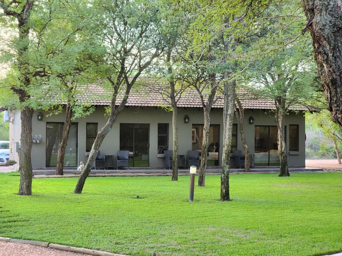 Rip Van Winkel Guest House Lephalale Exterior photo
